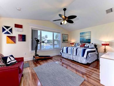 Anna Maria New Vacation Home for Rent Pool Sleeps 10!